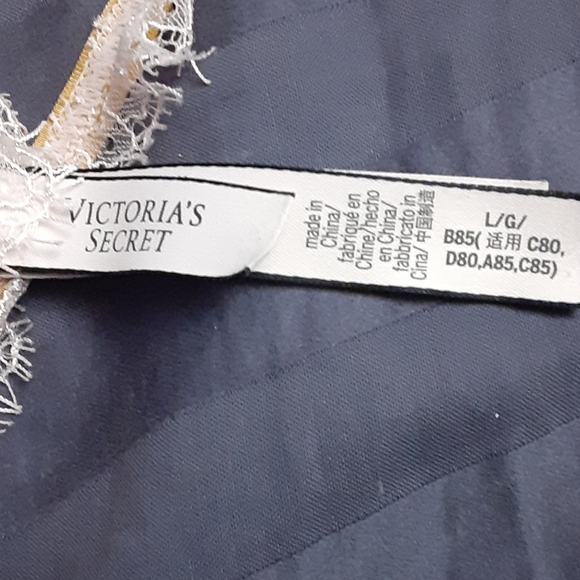 Bra - Picture 2 of 2